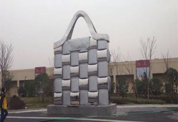 黔江景觀背包雕塑優(yōu)選，陸地?cái)[件，園林不銹鋼背包雕塑供應(yīng)
